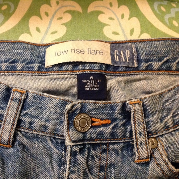 Vintage GAP Low Rise Flare Y2K Jeans - Size 6 - Picture 3 of 8